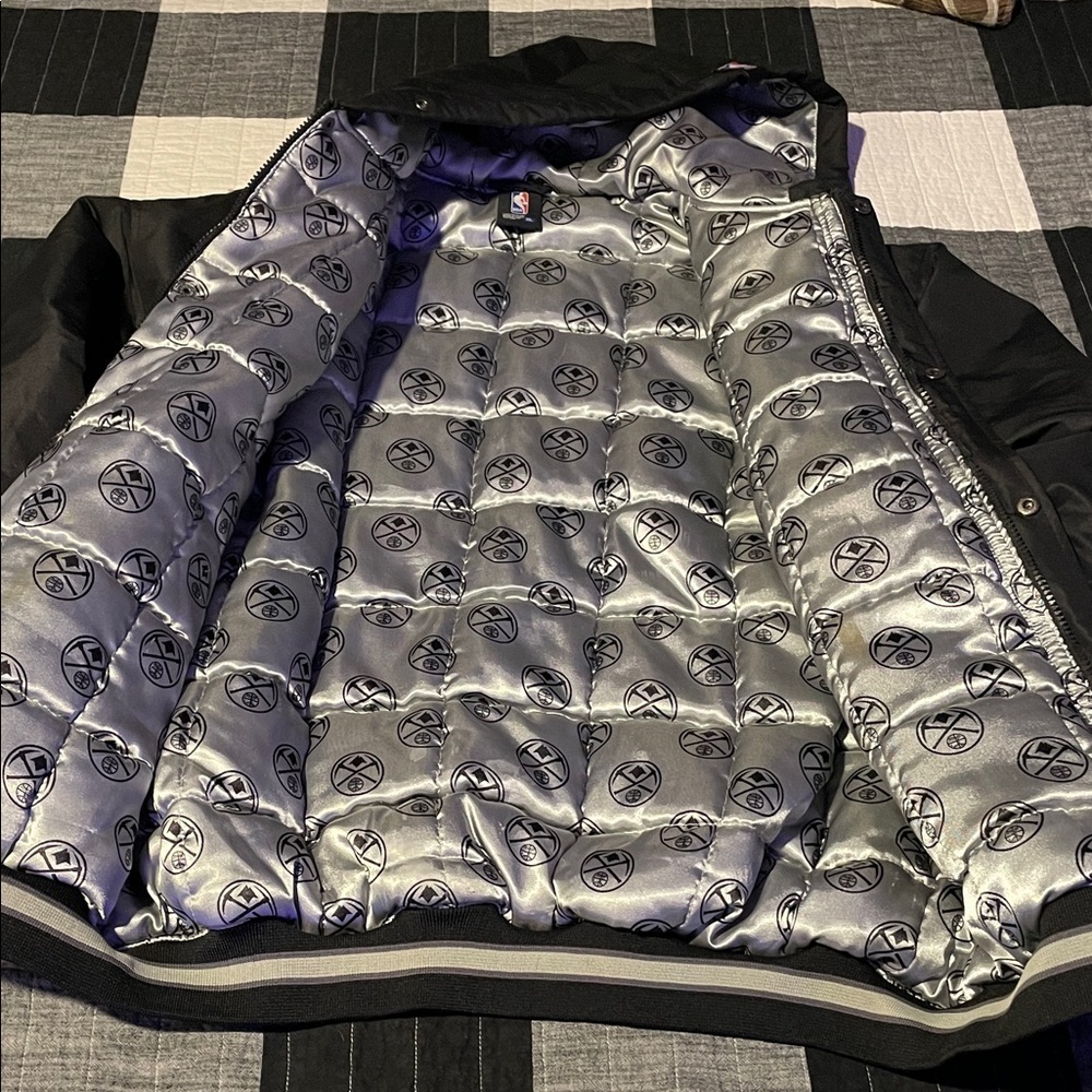 NBA UNK Black Quilted Puffer Denver Nuggets Jacket Coat - Picture 7 of 15